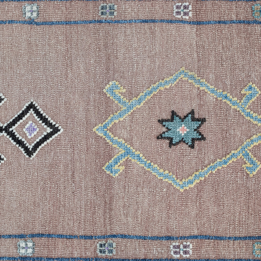 16261 Handwoven Rug 2’10x6’3