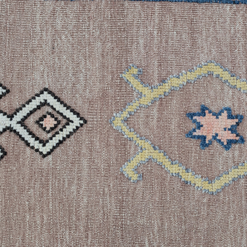 16271 Handwoven Rug 2’10x6'3