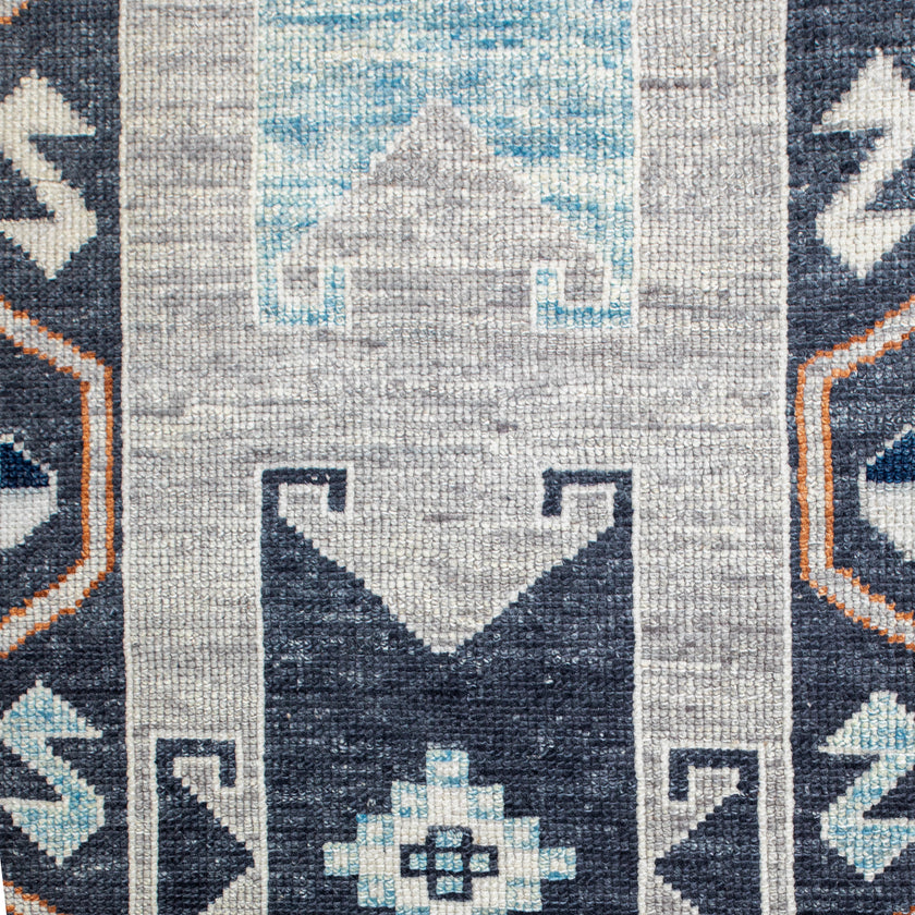 16430 Handwoven Rug 2’6x11’11