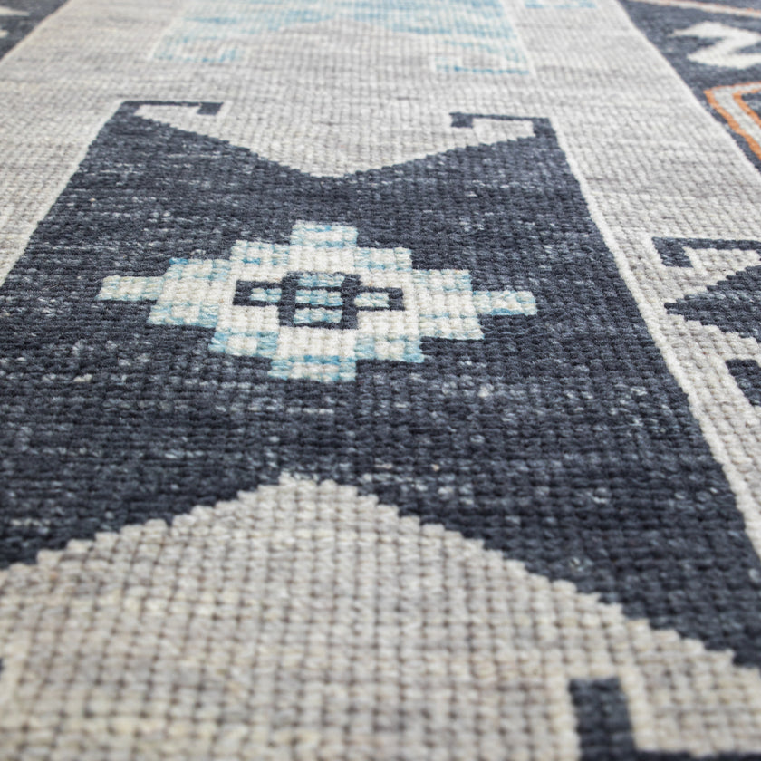 16430 Handwoven Rug 2’6x11’11