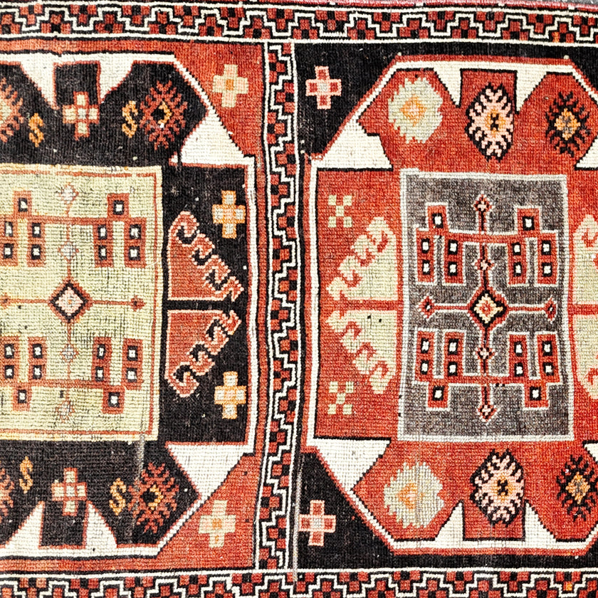 16489 Handwoven Vintage Rug 3 x 10’1