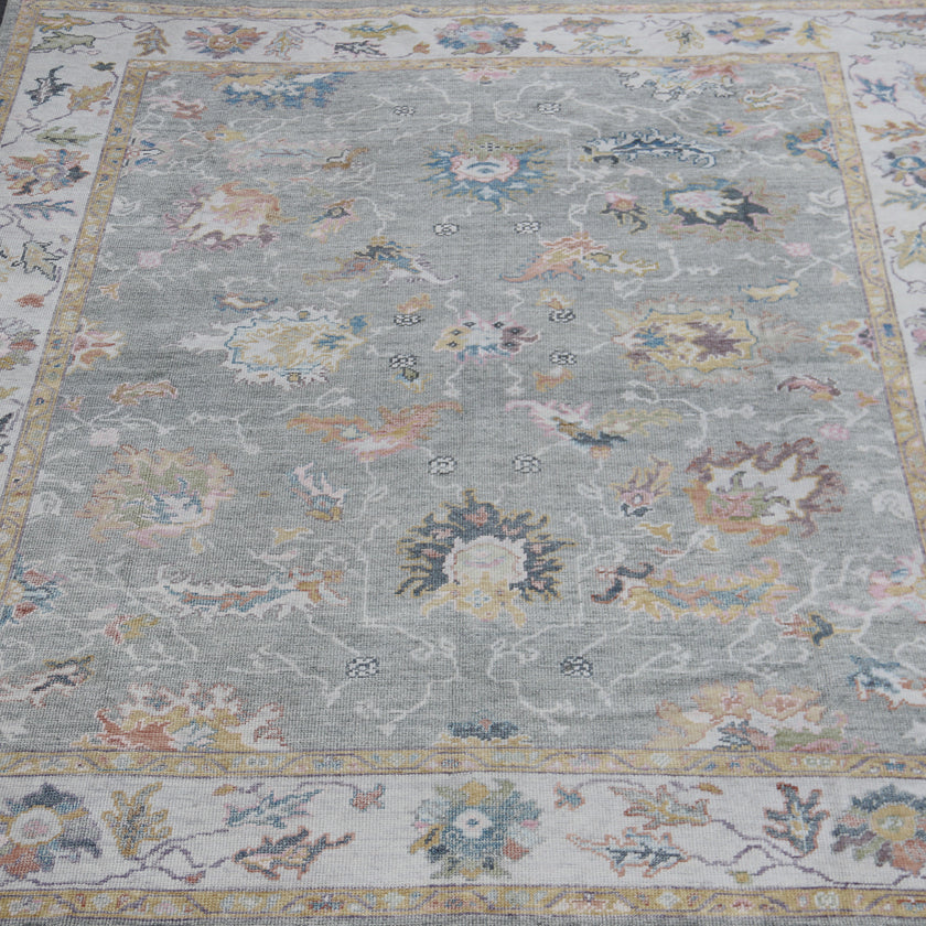 16538 Handwoven Rug 8'1x9’9