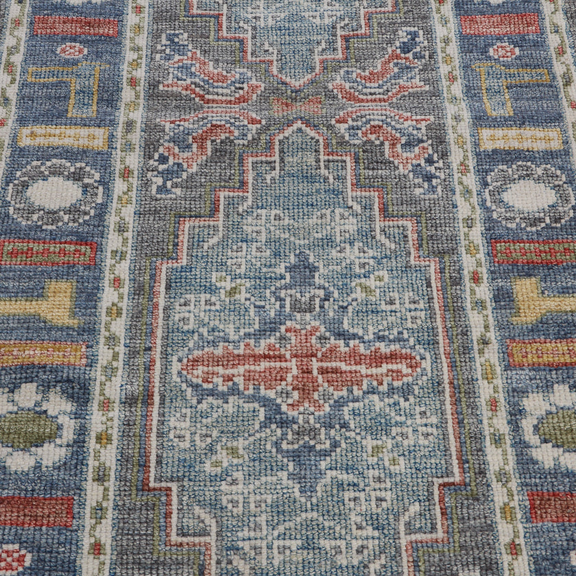 16543 Handwoven Rug 2'9x11’11