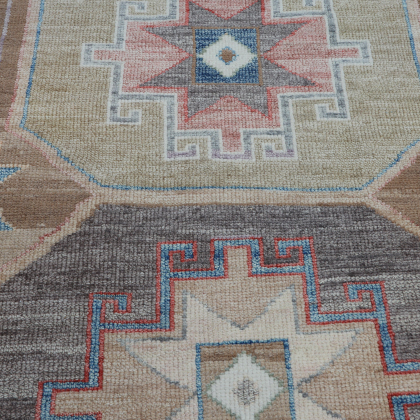 16563 Handwoven Rug 3’2x11’10