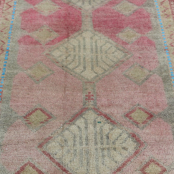 16564 Handwoven Vintage Rug 3’2x11’10