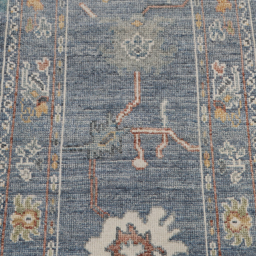 16566 Handwoven Rug 2'6x10’10