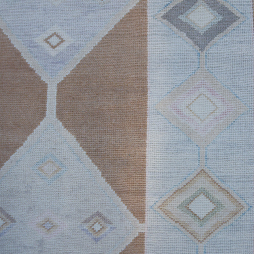 16701 Handwoven Rug 6’2x12’1