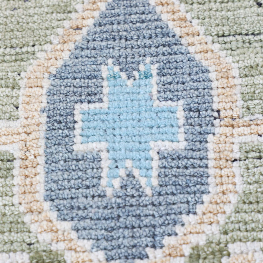 16822 Handwoven Rug 3’2 x 4’4