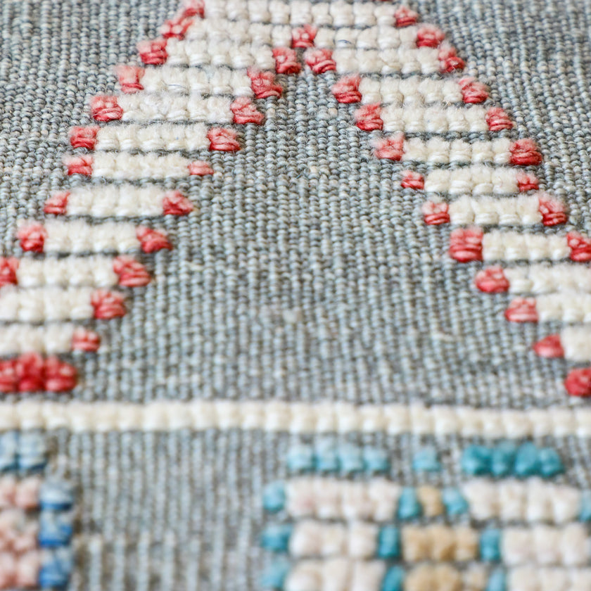 16840 Handwoven Rug 6’4 x 9’7