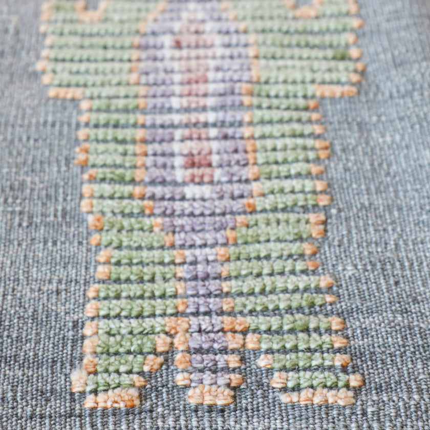 16856 Handwoven Rug 6’2 x 9’8
