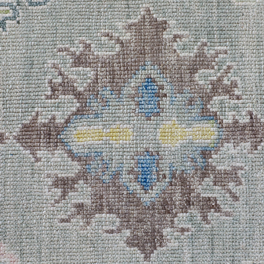 16859 Handwoven Rug 6 x 8’10