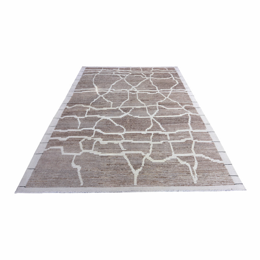 16884 Handwoven Rug 5’9 x 9’5