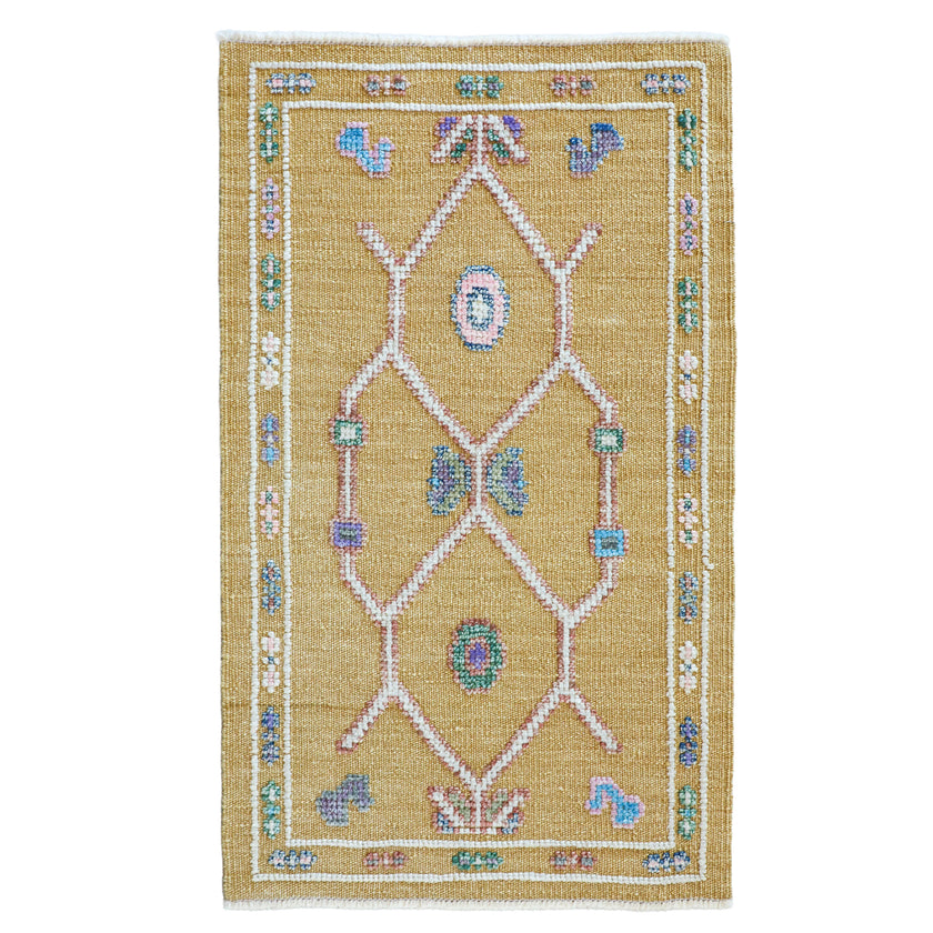 16899 Handwoven Rug 2’1 x 3’5