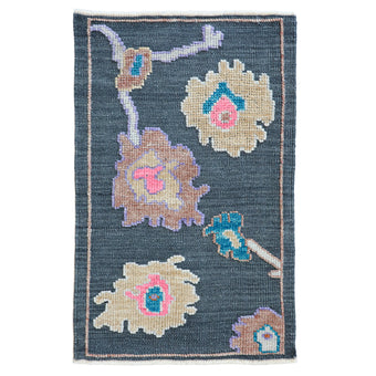 16901 Handwoven Rug 2’1 x 3’3
