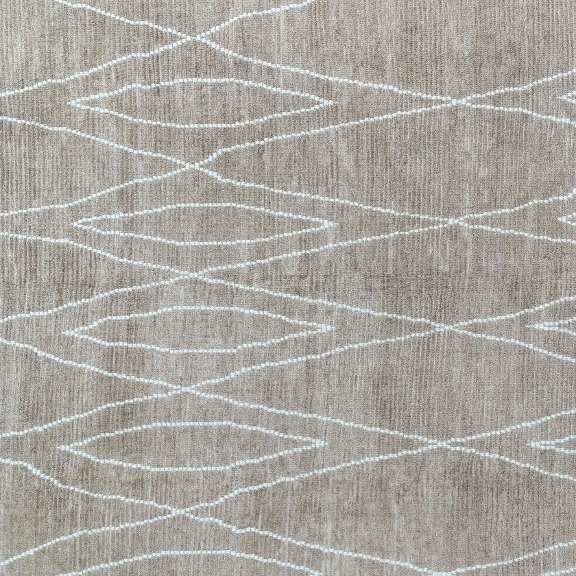16916 Handwoven Rug 9’9 x 13’7