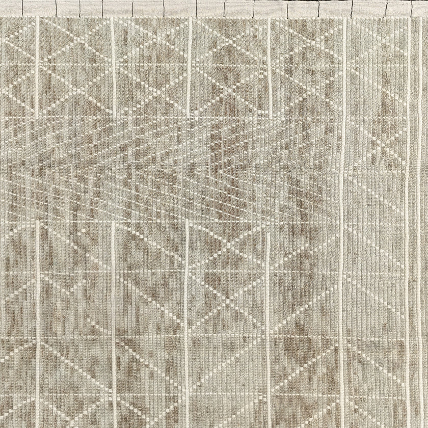 16929 Handwoven Rug 10 x 13’5