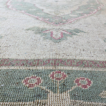 16932 Handwoven Vintage Rug 5’3 x 10’9