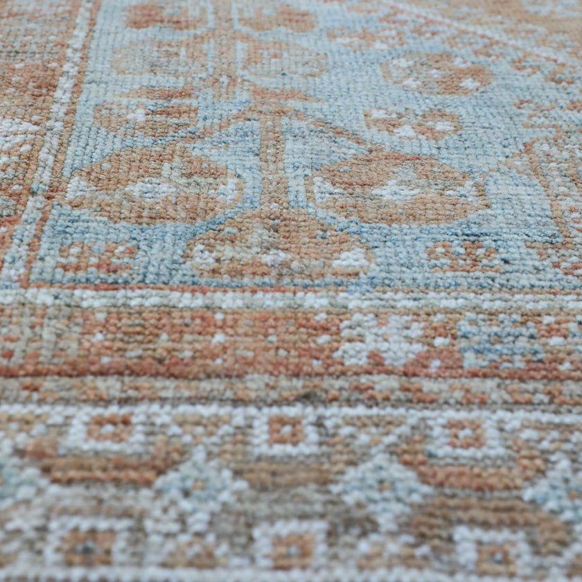 16934 Handwoven Vintage Rug 7’5x9’10