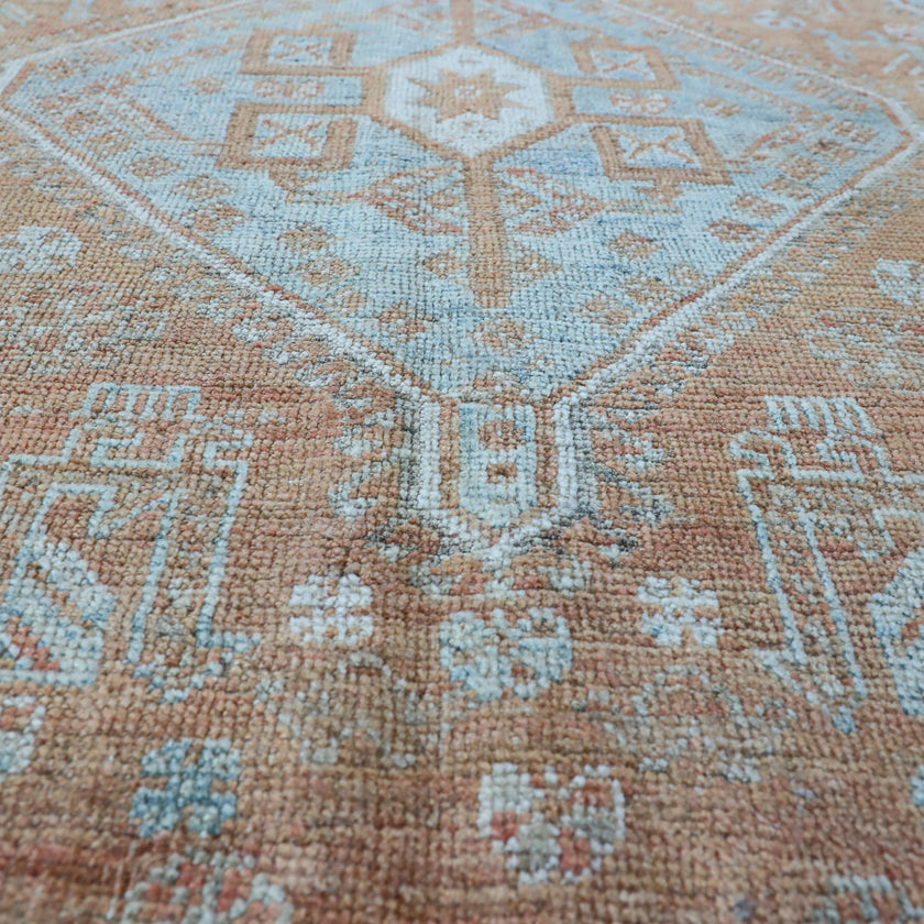 16934 Handwoven Vintage Rug 7’5x9’10