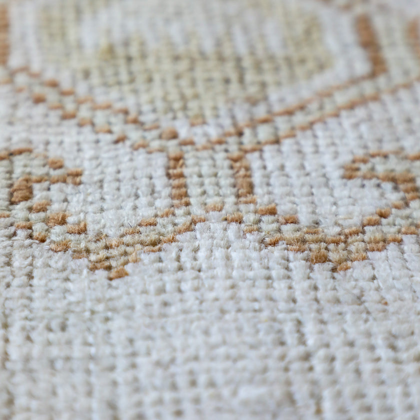 16936 Handwoven Vintage Rug 3’5 x 5’8