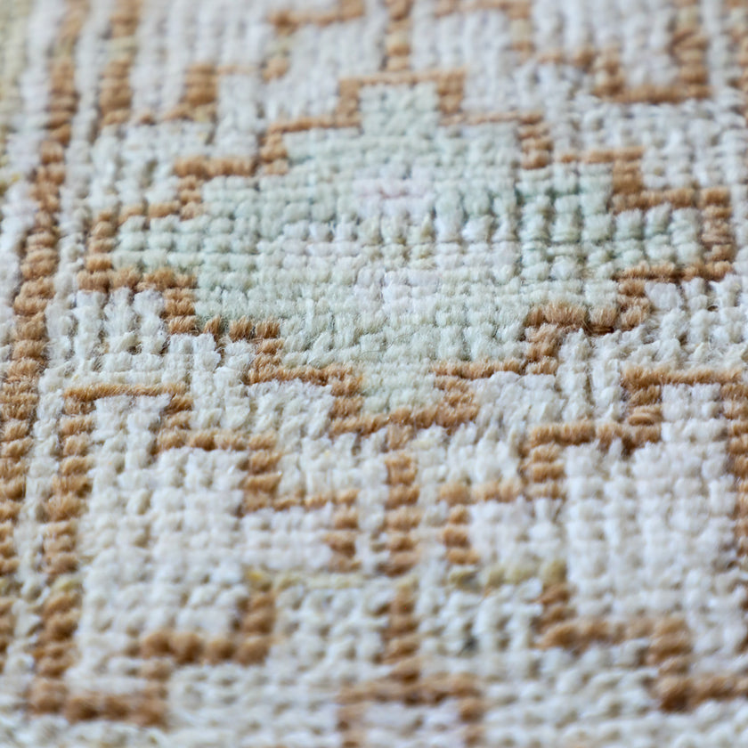 16936 Handwoven Vintage Rug 3’5 x 5’8