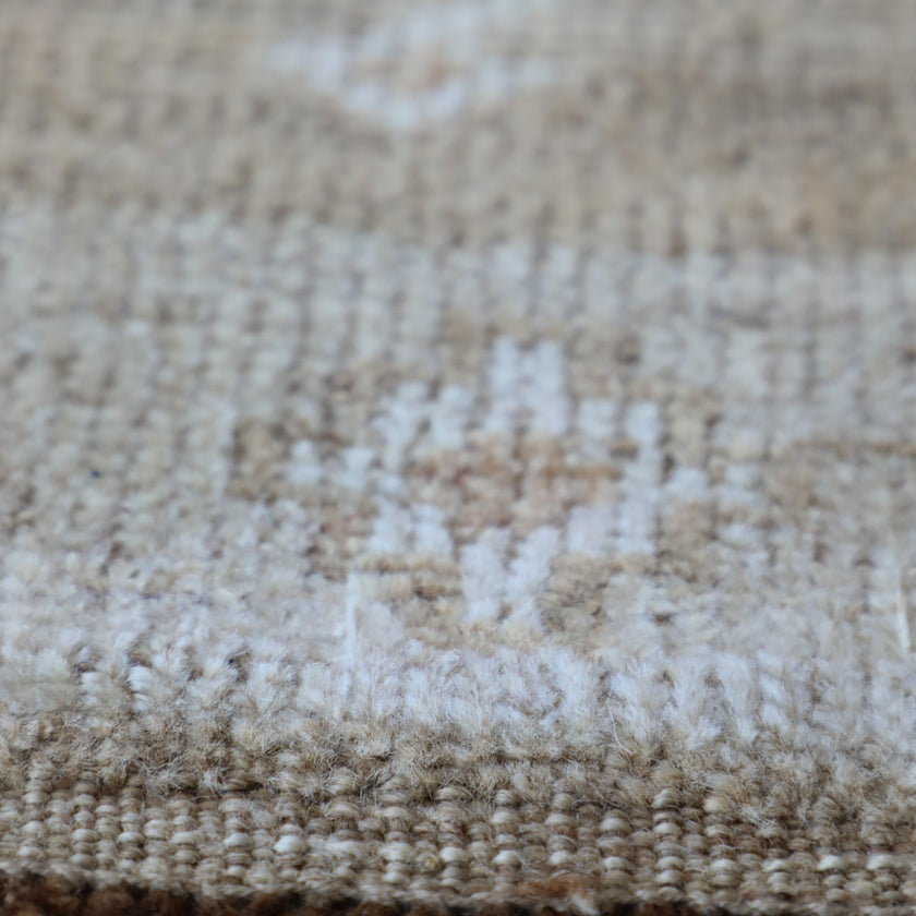 16938 Handwoven Vintage Rug 3’6x5’7