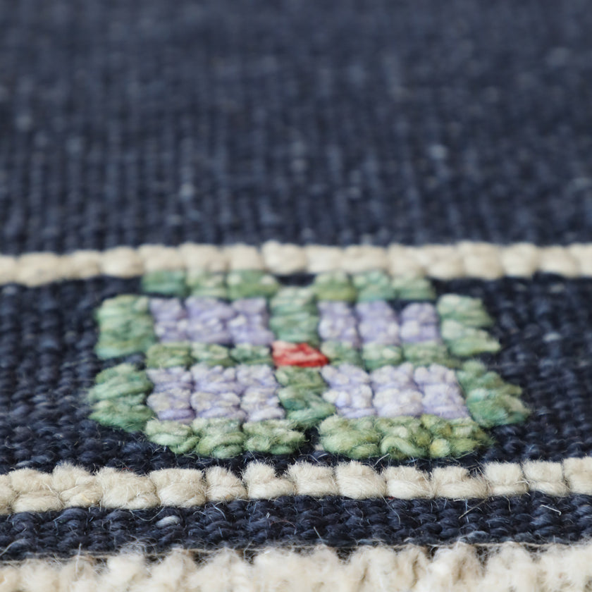 16942 Handwoven Rug 3’4 x 5