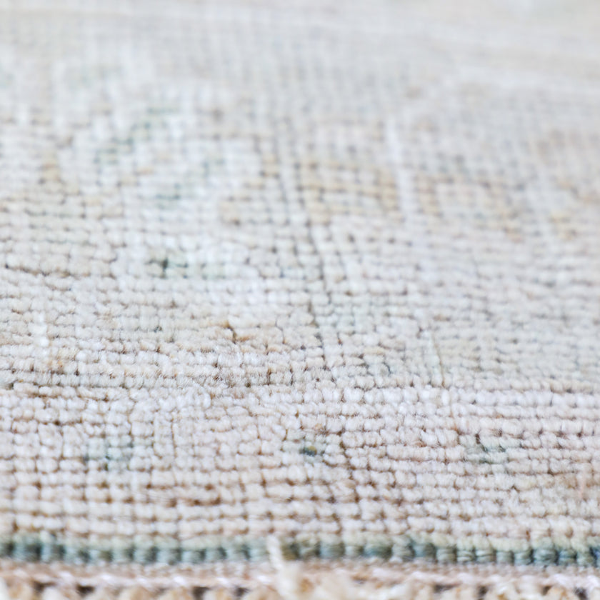 16958 Handwoven Vintage Rug 3’8 x 5’10