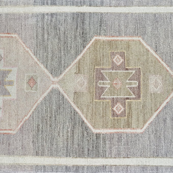 16960 Handwoven Rug 2’9 x 10’6