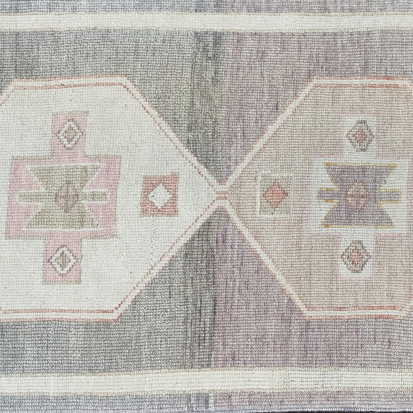 16960 Handwoven Rug 2’9 x 10’6