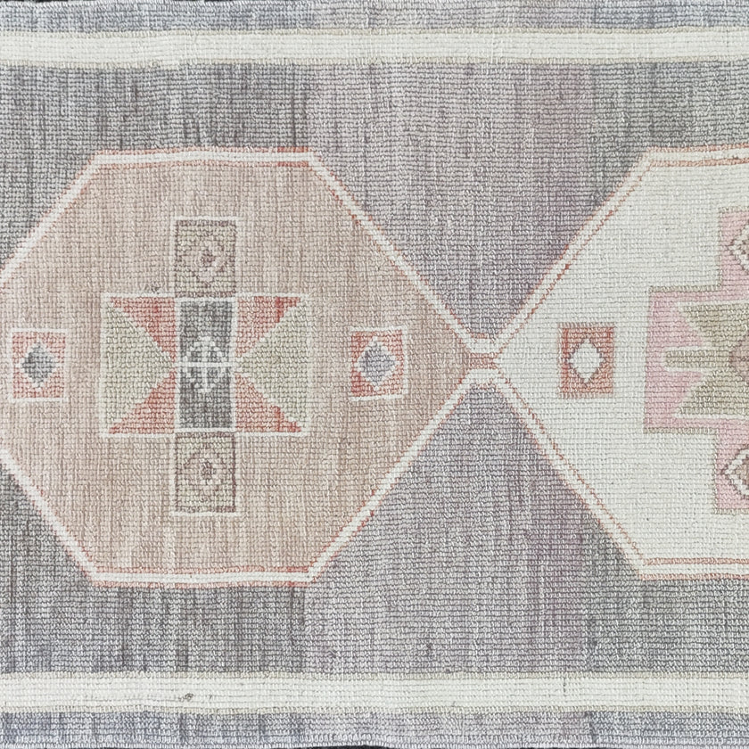 16960 Handwoven Rug 2’9 x 10’6