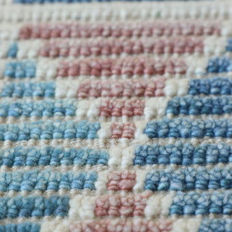 16962 Handwoven Rug 2’8 x 11