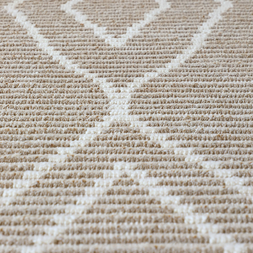 16963 Handwoven Rug 2’8 x 12’6