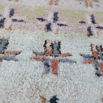 16975 Handwoven Vintage Rug 3’9 x 7’11