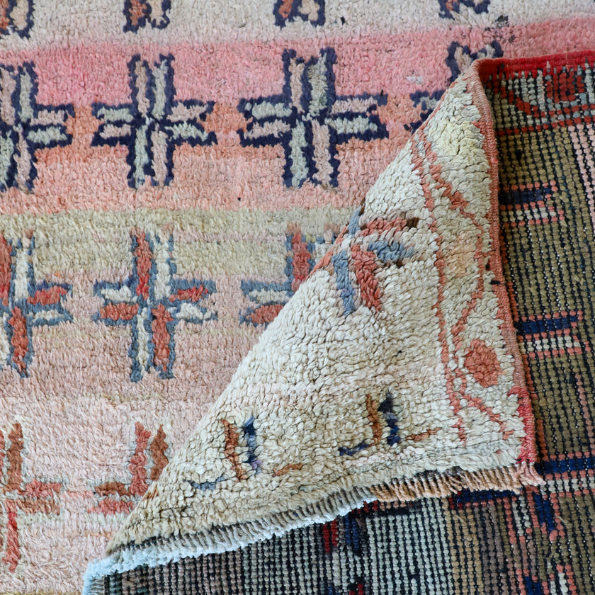 16975 Handwoven Vintage Rug 3’9 x 7’11