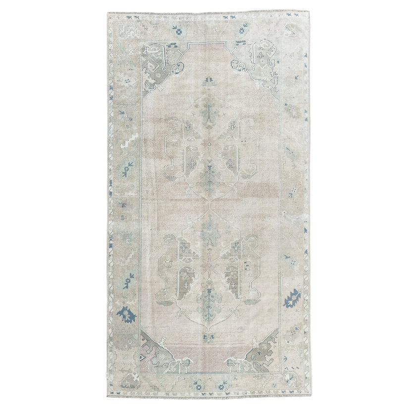 16976 Handwoven Vintage Rug 5’6 x 10’4