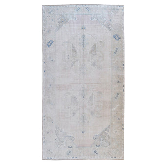 16976 Handwoven Vintage Rug 5’6 x 10’4