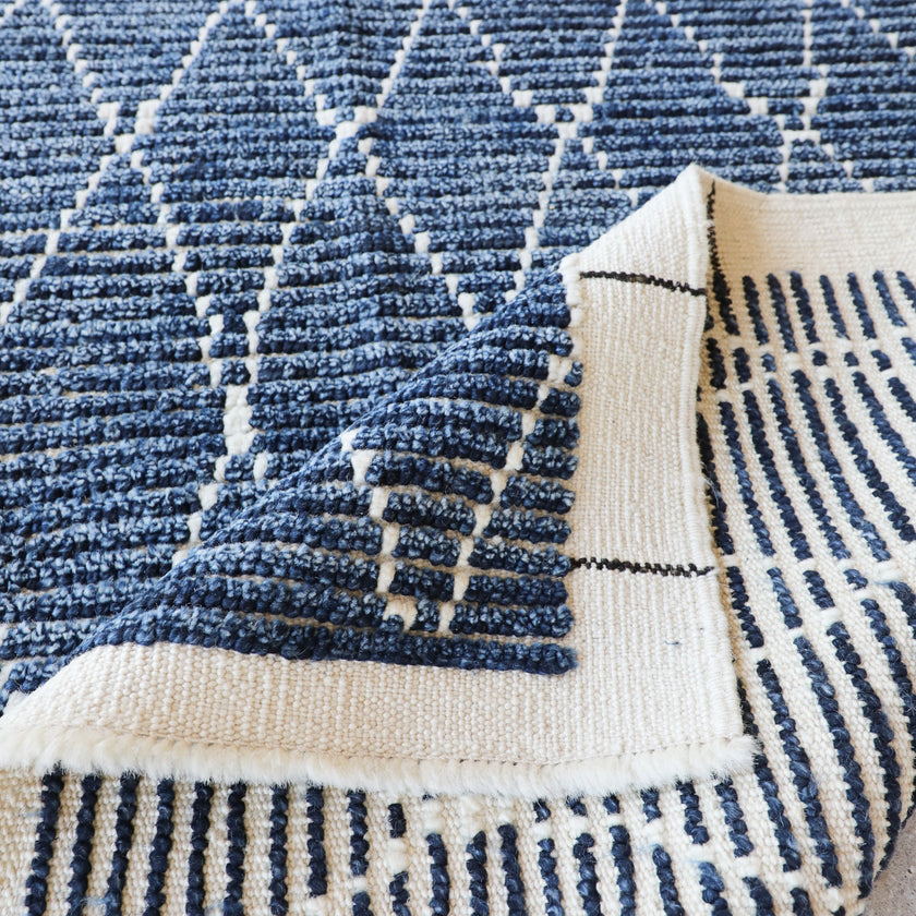 16978 Handwoven Rug 8’8 x 11’11
