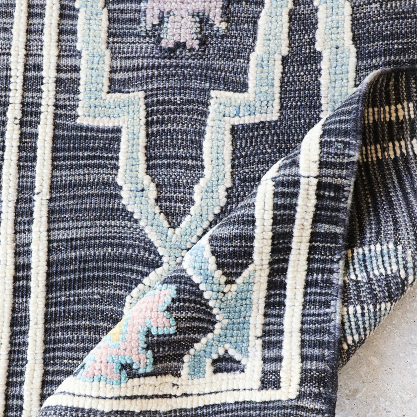 17022 Handwoven Rug 2’9 x 12’10