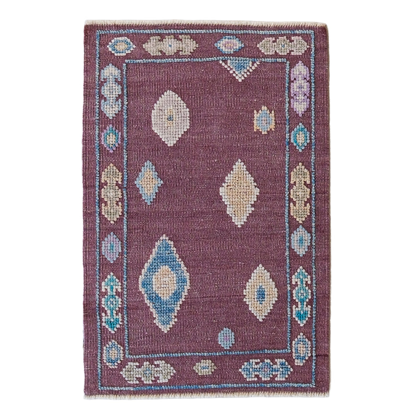 17030 Handwoven Rug 2’2 x 3’3