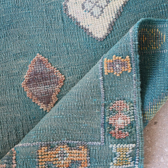 17034 Handwoven Rug 2’10 x 11’11