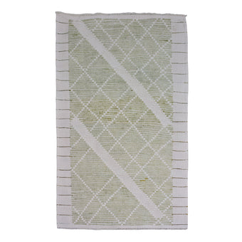 17037 Handwoven Rug 4’1 x 7’3