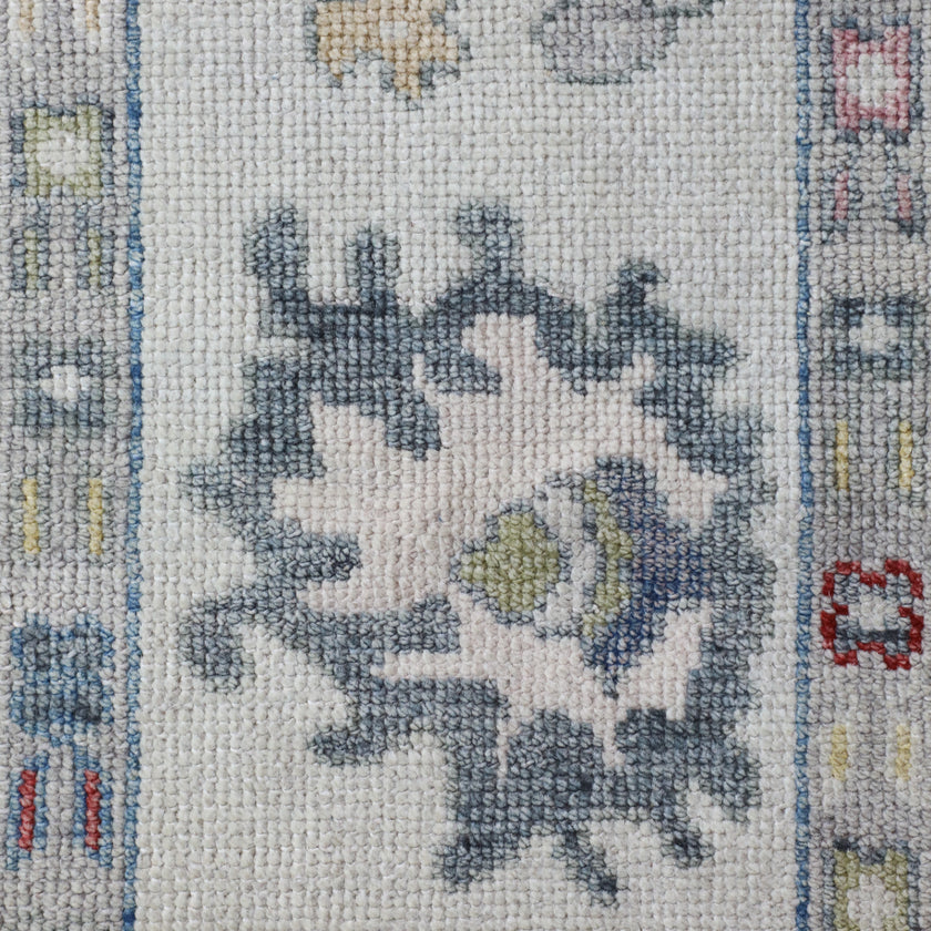 17045 Handwoven Rug 8’11 x 11’8