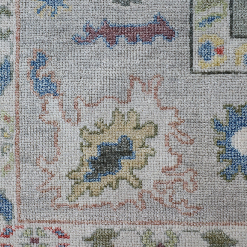 17046 Handwoven Rug 8’10 x 11’9