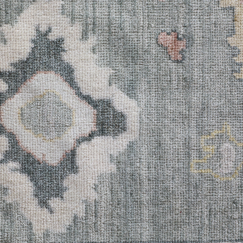 17046 Handwoven Rug 8’10 x 11’9
