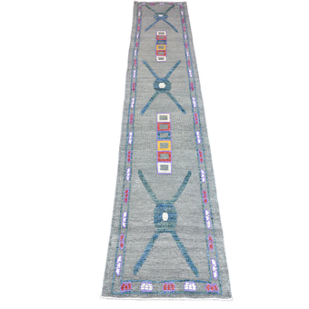 17097 Handwoven Rug 2'10 x 14’2