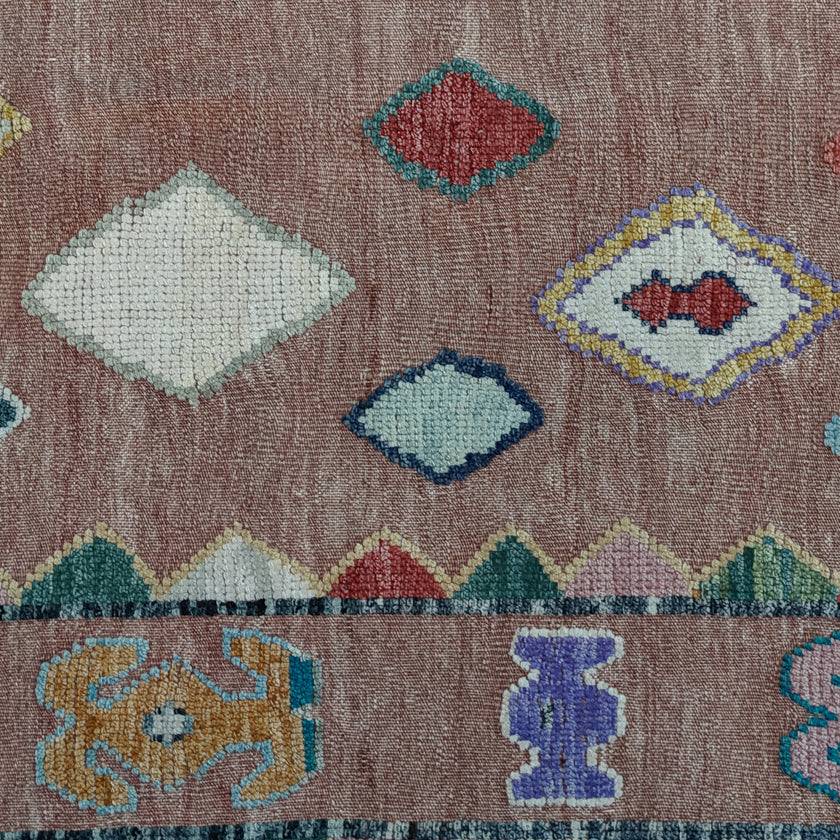 17107 Handwoven Rug 8’5 x 10’7