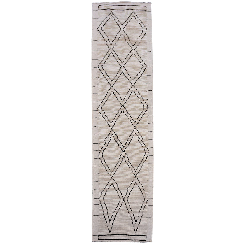17176 Handwoven Rug 2'6 x 12’2