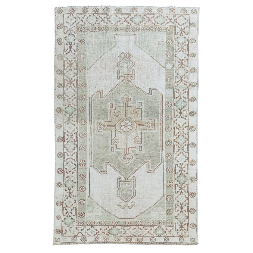 17206 Handwoven Vintage Rug 3’5 x 5’8