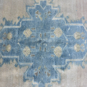 17382 Handwoven Vintage Rug 5’2 x 7’1